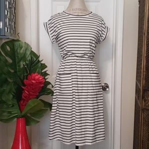 Black/white stripes dress with pockets *Never worn